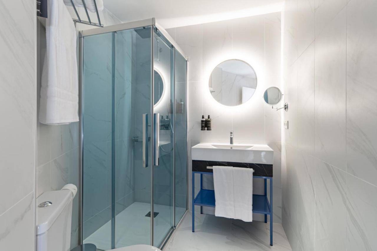 Ikonik Gran Via Hotel Madrid Ngoại thất bức ảnh
